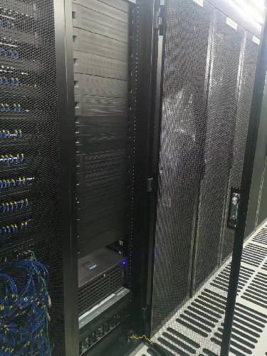 下一代数据处理核心揭秘：压标数据中心（BDC）全面解析